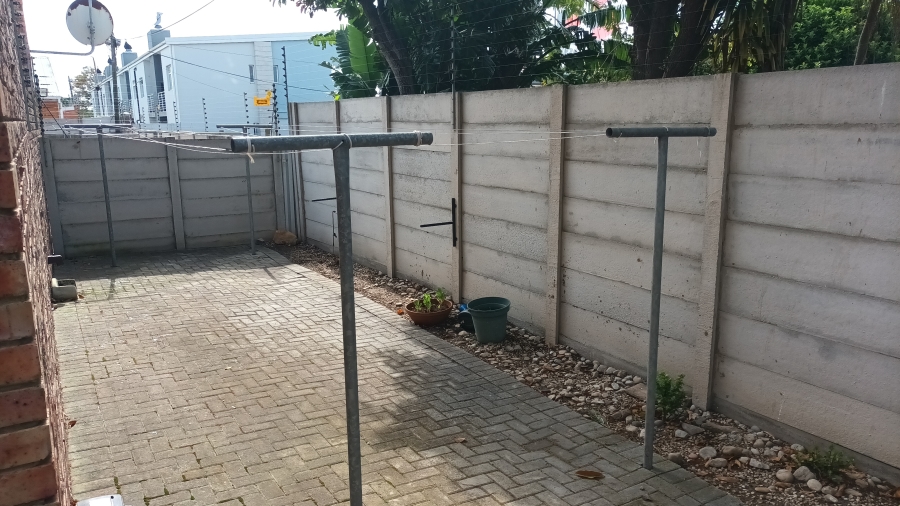 To Let 1 Bedroom Property for Rent in Walmer Eastern Cape
